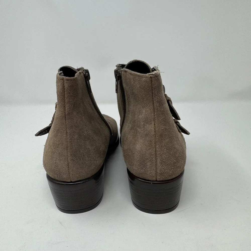 Aerosoles Women Taupe Suede Buckle‎ Ankle Boots Block Heel Side Zip Size 8.5